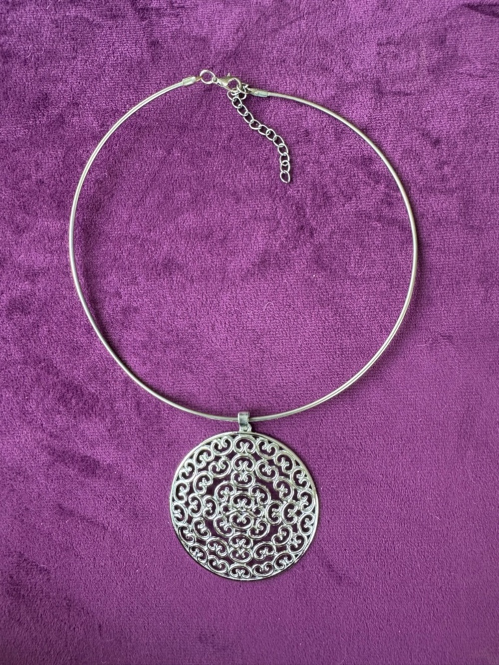 Silver Filigree Round Pendant Necklace - Women's Silver Choker